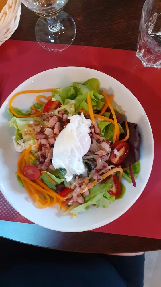 Salade Lyonnaise